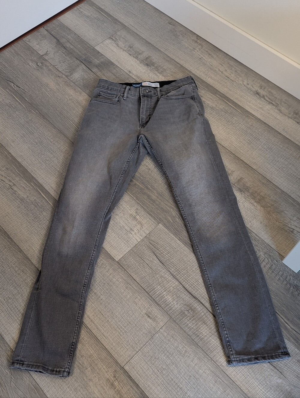 Men's Old Navy Slim 360° Stretch Grey Jeans (Size 30x32)